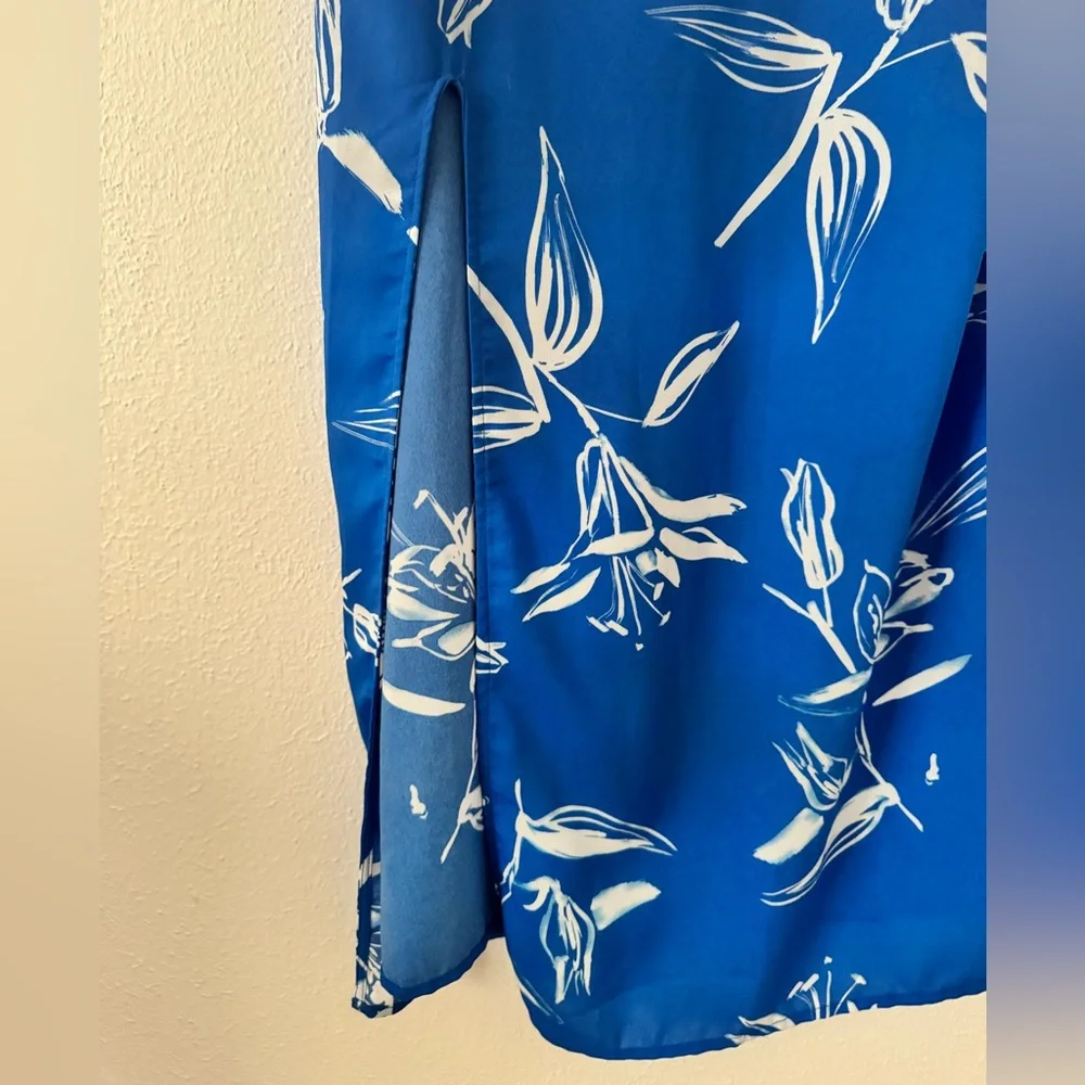 C&E FLORAL DRESS - Picture 2 of 4
